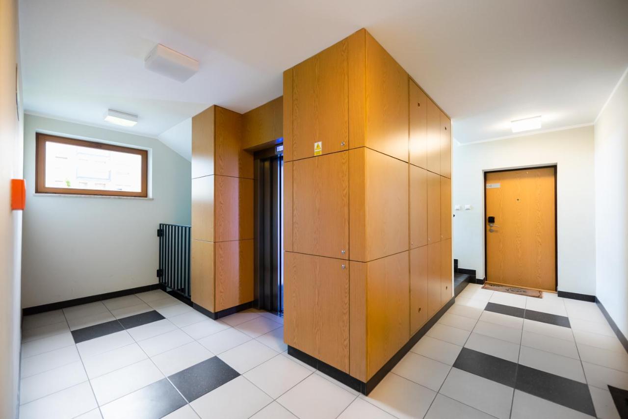Bluszczanska Modern Urban Apartment Warsaw Exterior photo